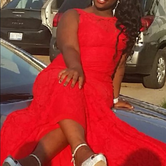 Full floor length lace dress with drop back - Picture 2 of 2